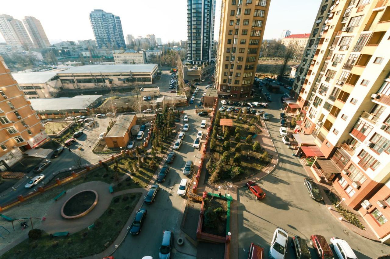 קייב 3 Комнатные Апартаменты В Центре Печерска מראה חיצוני תמונה