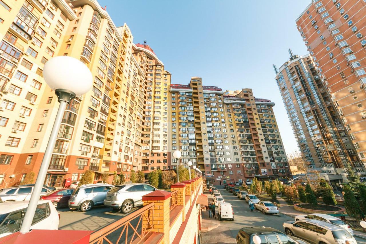 קייב 3 Комнатные Апартаменты В Центре Печерска מראה חיצוני תמונה