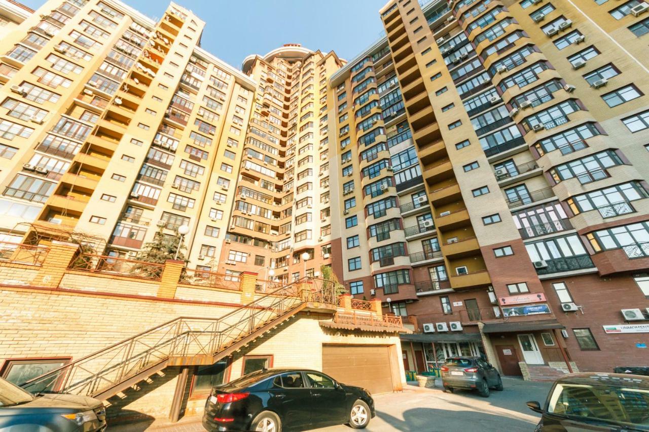 קייב 3 Комнатные Апартаменты В Центре Печерска מראה חיצוני תמונה